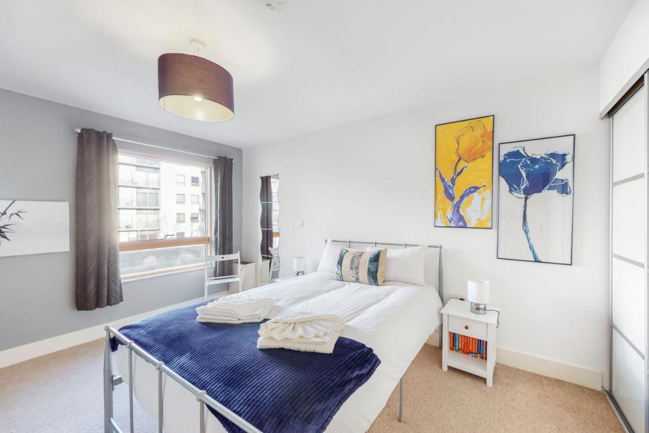 Lovely 1 Bed Apartment In Streatham London Exterior foto